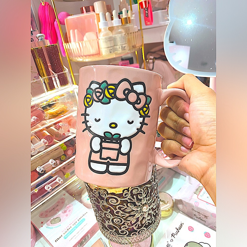 NEW PRETTY HELLO KITTY PINK MUG